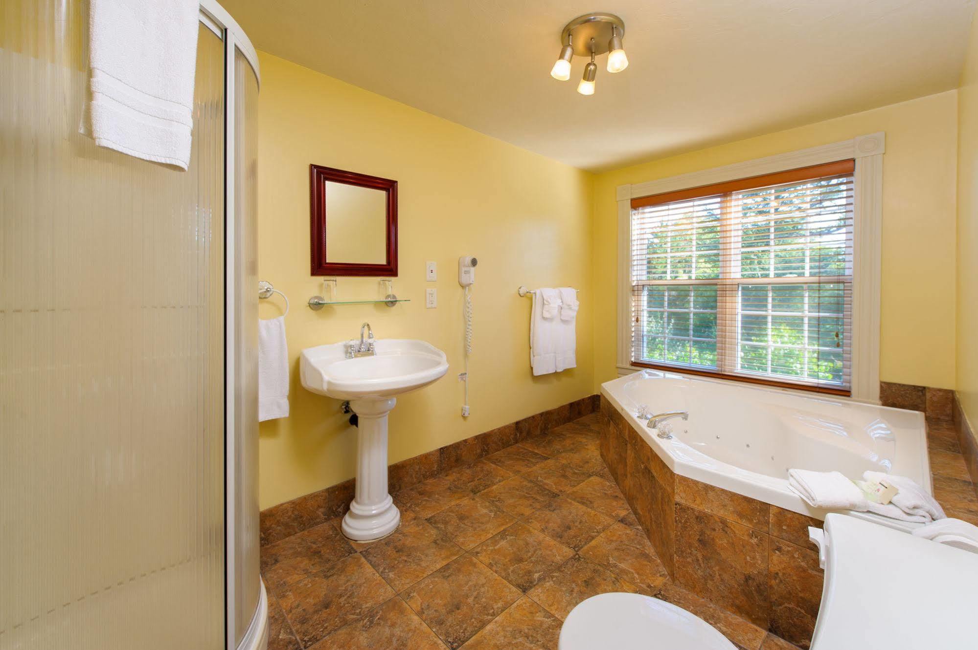 Auberge Gabriele Inn Shediac Luaran gambar